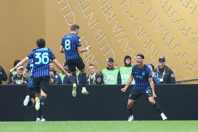 组织得更为 组织得更为