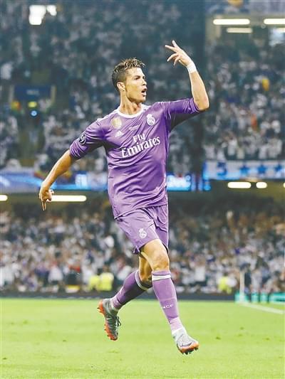 现赢得了许 现赢得了许