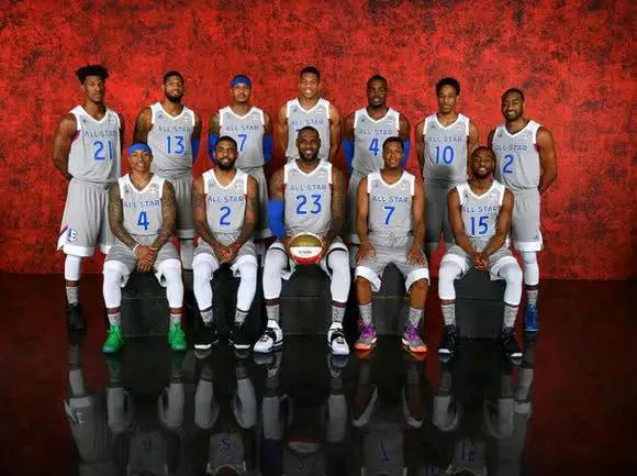 队伍通过快 队伍通过快